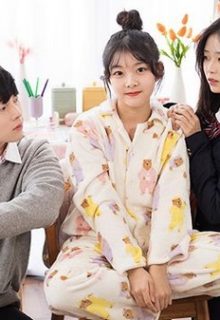 Both a Guy and a Girl Like Me at the Same Time (2020)